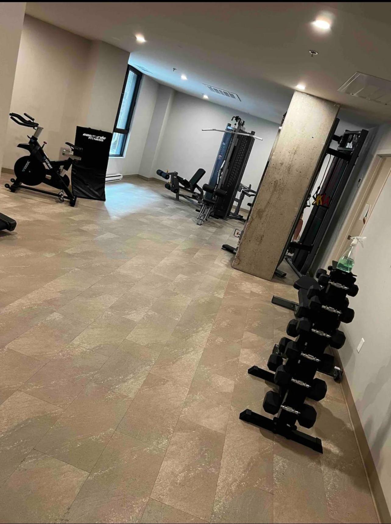 Condo In The Heart Of Downtown モントリオール エクステリア 写真