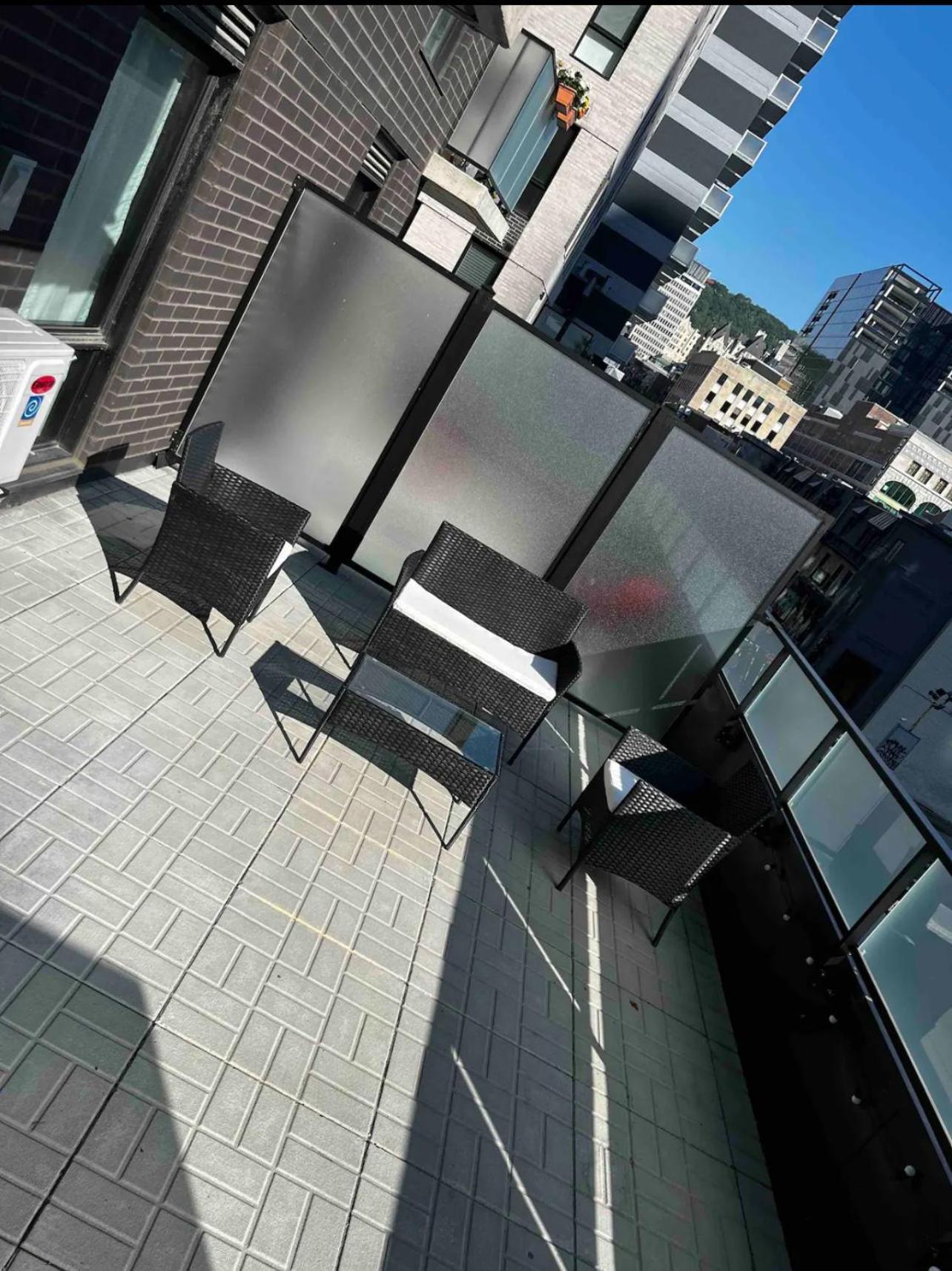 Condo In The Heart Of Downtown モントリオール エクステリア 写真
