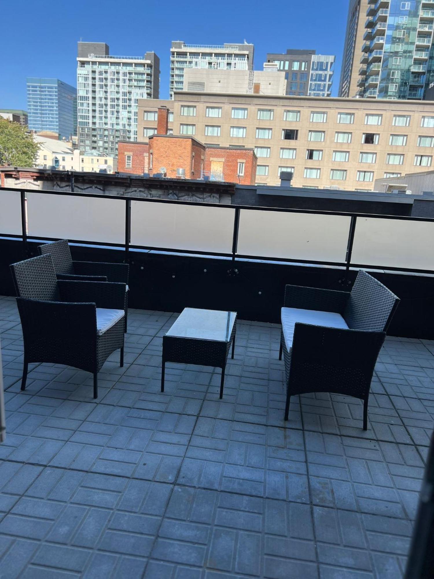 Condo In The Heart Of Downtown モントリオール エクステリア 写真