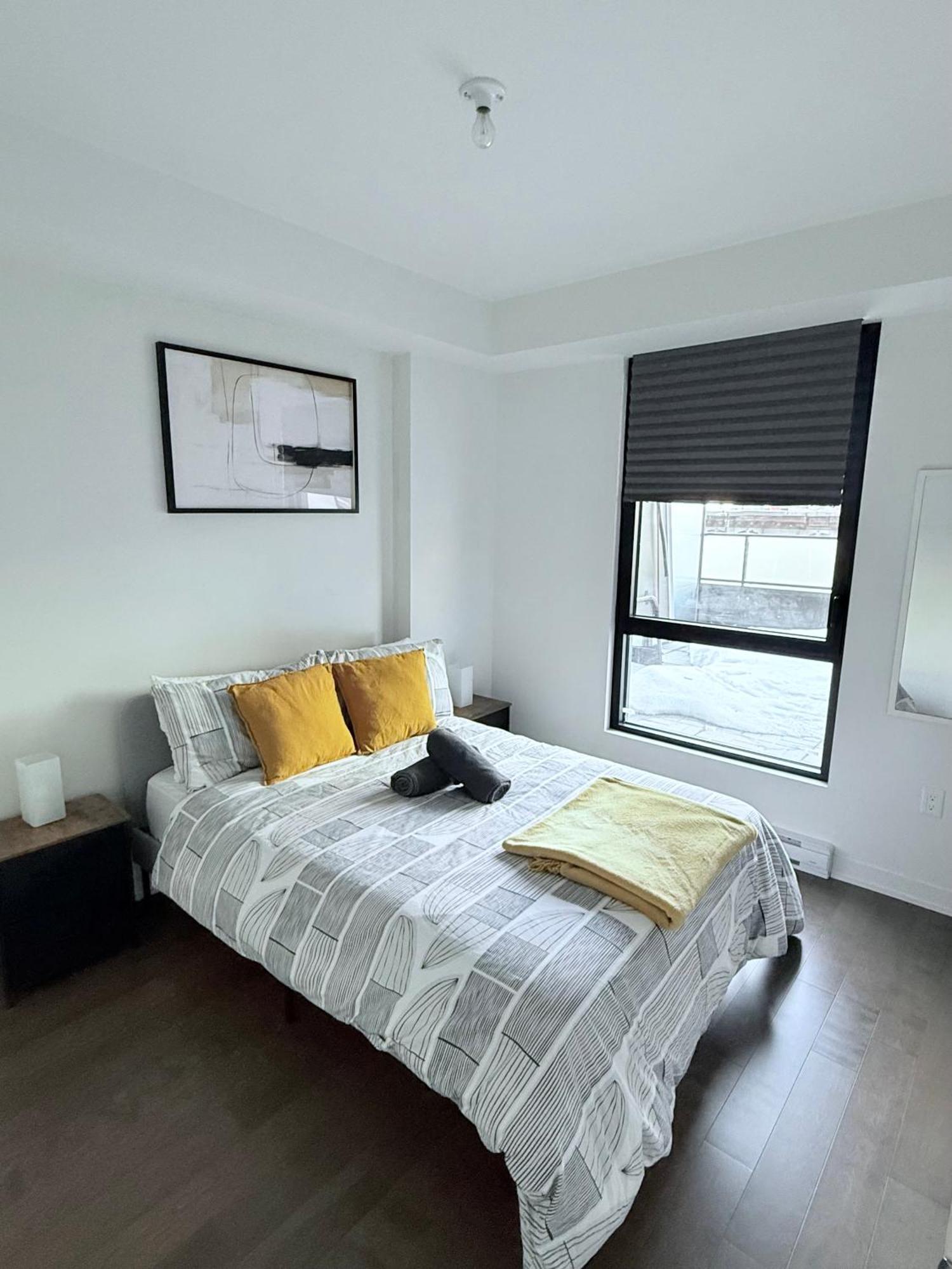 Condo In The Heart Of Downtown モントリオール エクステリア 写真