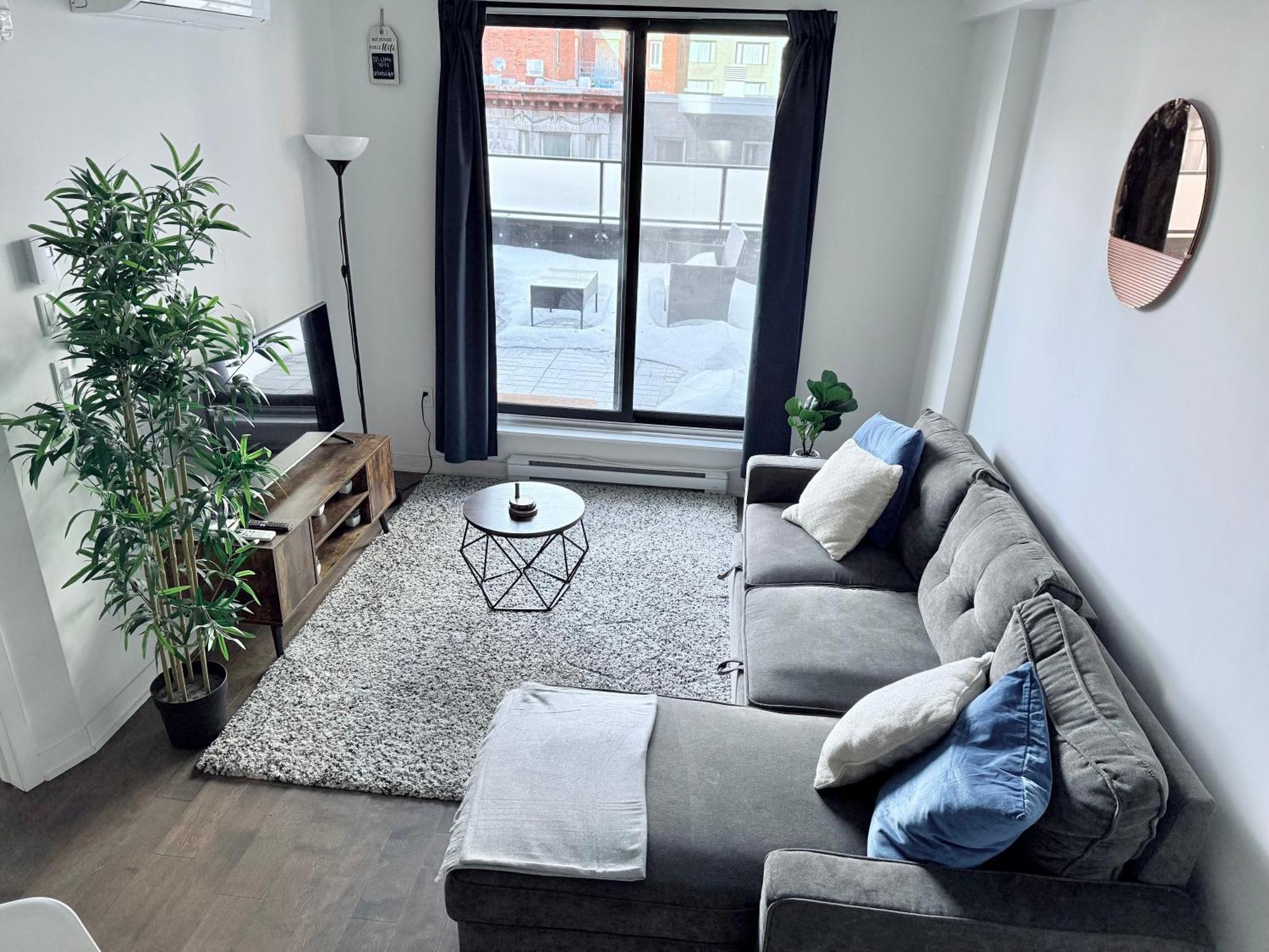 Condo In The Heart Of Downtown モントリオール エクステリア 写真